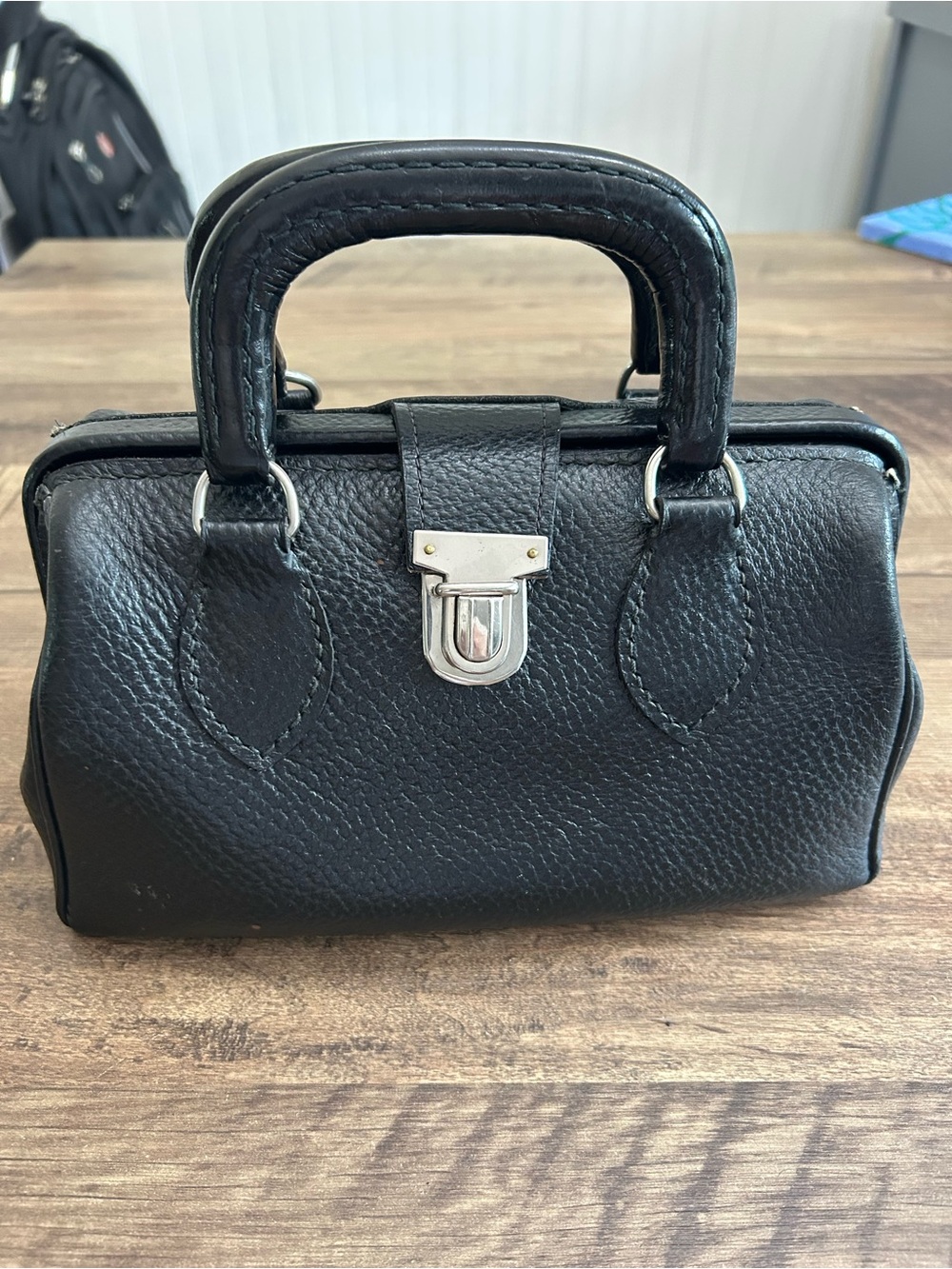 Vintage Black Pebbled Leather Mini Doctors Satchel - Mid Century Gladstone Frame
